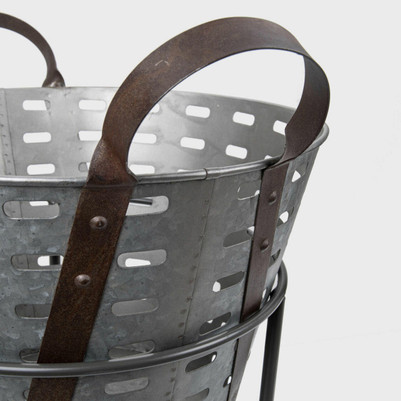 Galvanised Grape Basket with Metal Stand pk 1 R21RGB