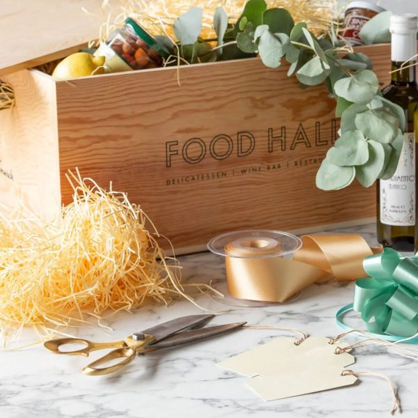 How to: recycle shredded paper for hampers