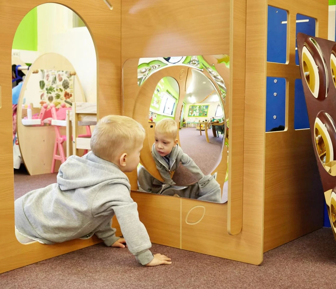 Fun House Mirrors: Unleashing Imagination in Kids