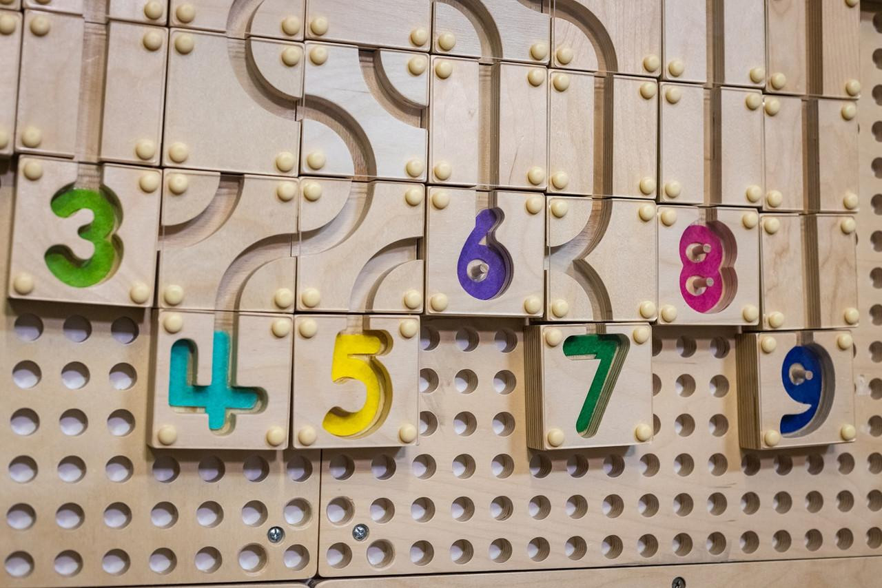 KidWorx Magnetic Maze Wall Panel - STEM Marble Run Builder