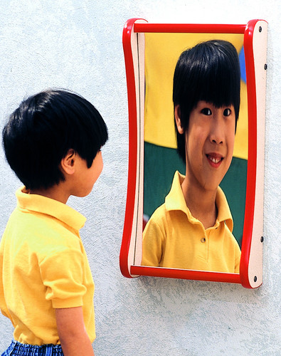 Funhouse Small Giggle Carnival Mirror