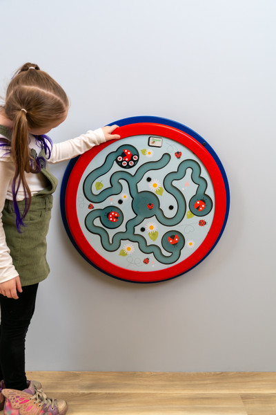 Lady Bug Lane Round Wall Toy