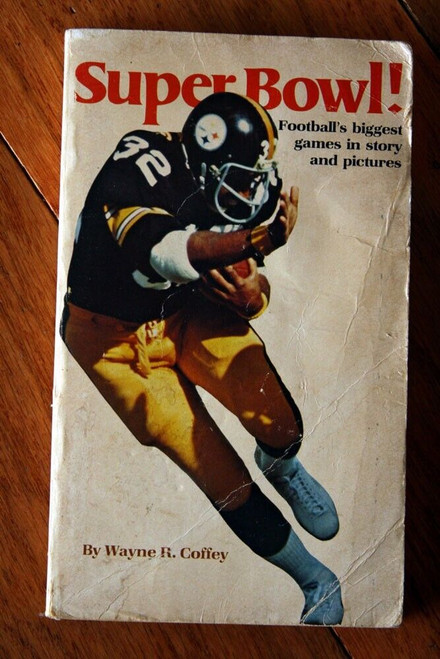 SUPER BOWL! by Wayne R. Coffey Vintage 1982 Weekly Reader Paperback FOOTBALL