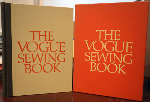 THE VOGUE SEWING BOOK by Patricia Perry 1st Ed 1970 Hardcover w Slipcase VINTAGE
