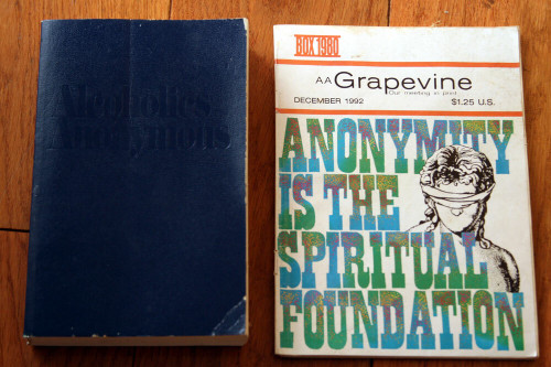 Alcoholics Anonymous 1995 Paperback Book A.A. 29th Printing (1976) + Grapevine