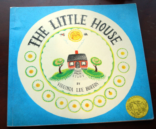 The Little House by Virginia Lee Buton c 1969 Paperback Houghton Mifflin Company