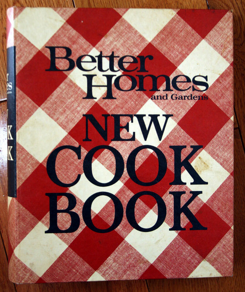 Better Homes and Gardens New Cook Book 1969 Second Printing 5-Ring Binder BH&G