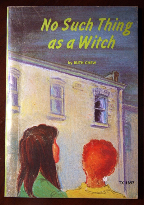 No Such Thing as a Witch by Ruth Chew Vintage Scholastic Paperback 1971 TX 1897