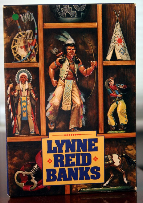 LYNNE REID BANKS Boxed Set Indian in the Cupboard (1982) 3 Paperback Books NICE!