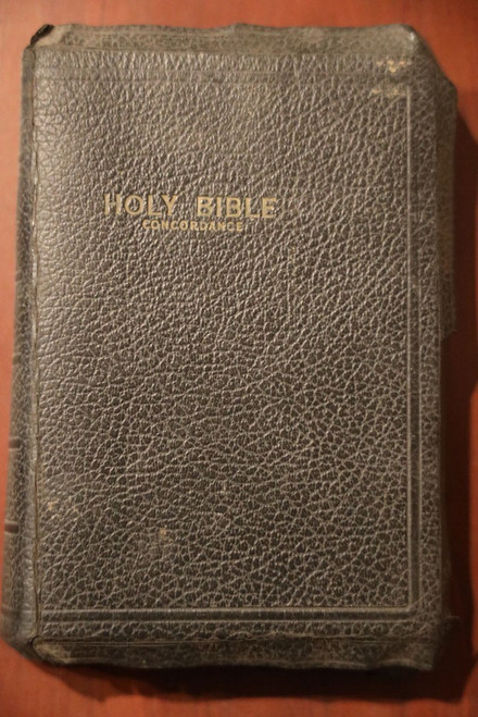 HOLY BIBLE Concordance KJV World Publishing Vintage c. 1954 Red Letter Version