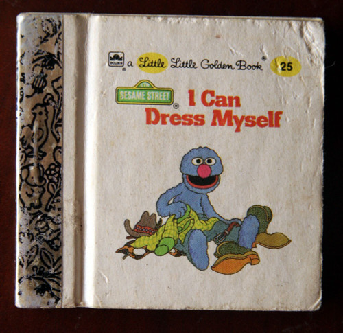 I Can Dress Myself 1983 Little Little Golden Book MINIATURE Sesame Street Grover