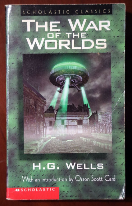 The War of the Worlds by H.G. Wells 2003 Scholastic Classics Paperback
