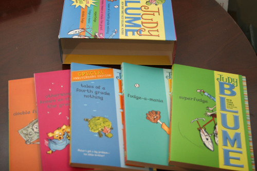 JUDY BLUME Paperback Boxed Set Complete Set of FUDGE Books 2007 Puffin