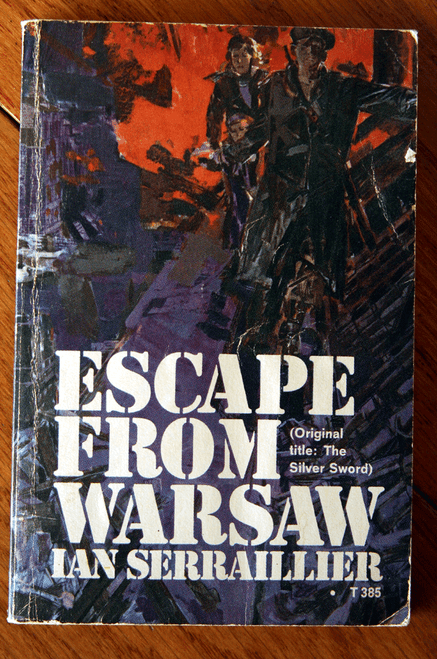 ESCAPE FROM WARSAW by Ian Serraillier 1974 Vintage Scholastic Paperback T385