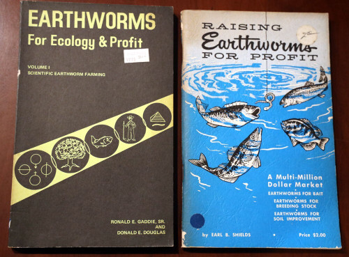 EARTHWORMS Ecology & Profit 1975 1st + RAISING EARTHWORMS FOR PROFIT Earl Shield