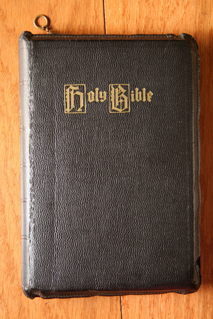 Handy HOLY BIBLE For Today and Every Day 1949 A.J. Holman Zipper Close Vintage 