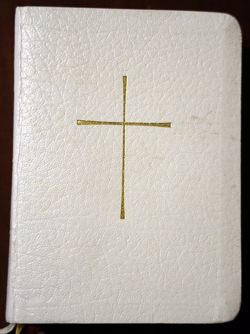 Book of Common Prayer 1979 Vintage White Leatherette & Gilt Seabury Press