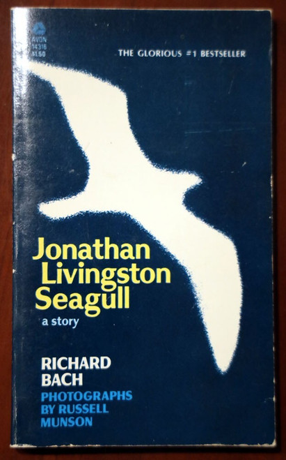 Jonathan Livingston Seagull: A Story by Richard Bach 1973 Illustrated Paperback