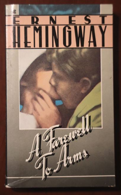 A Farewell to Arms by Ernest Hemingway - Vintage Paperback 1987 Collier Books