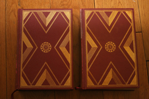 Columbia-Viking Desk Encyclopedia 2 Volume Set International Collectors Library