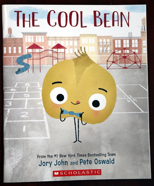 THE COOL BEAN by Jory John & Pete Oswald 2021 Scholastic Paperback