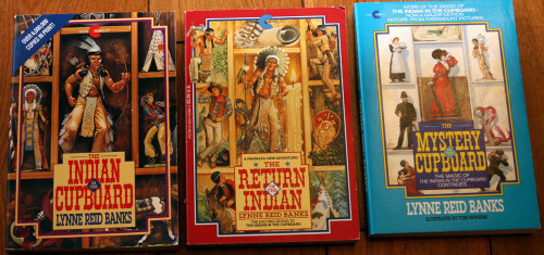 The Indian in the Cupboard + Return + Mystery LYNNE REID BANKS Camelot Paperback