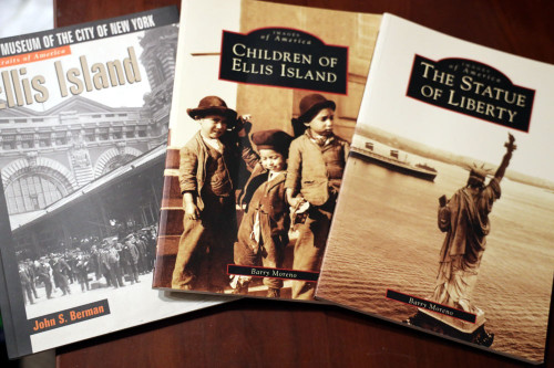 ELLIS ISLAND + STATUE OF LIBERTY Portraits / Images of America Book Lot NYC NY