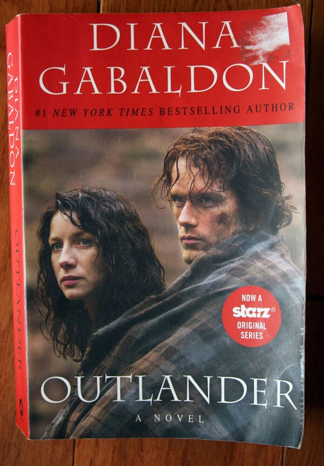 OUTLANDER by Diana Gabaldon 2014 Trade Paperback