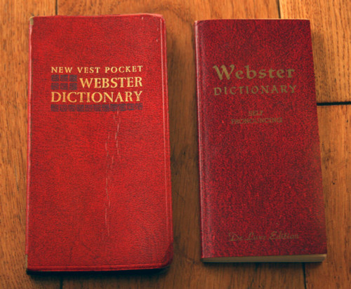 Lot of 2 Vintage Vest Pocket WEBSTER DICTIONARY 1965 + DeLuxe Self-Pronouncing