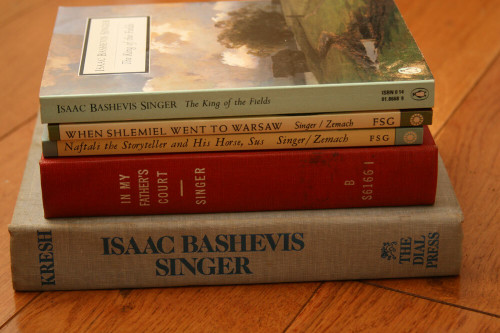Lot of 5 ISAAC BASHEVIS SINGER Books In My Father's Court, King of the Fields ++
