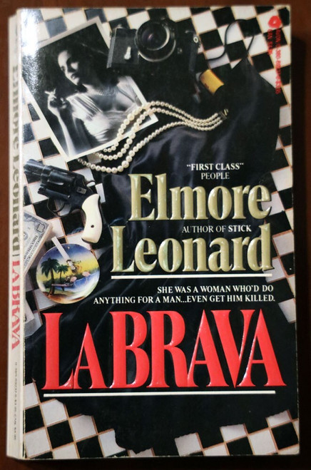 LaBRAVA by Elmore Leonard 1984 1st Printing Avon Paperback Vintage Mystery Novel