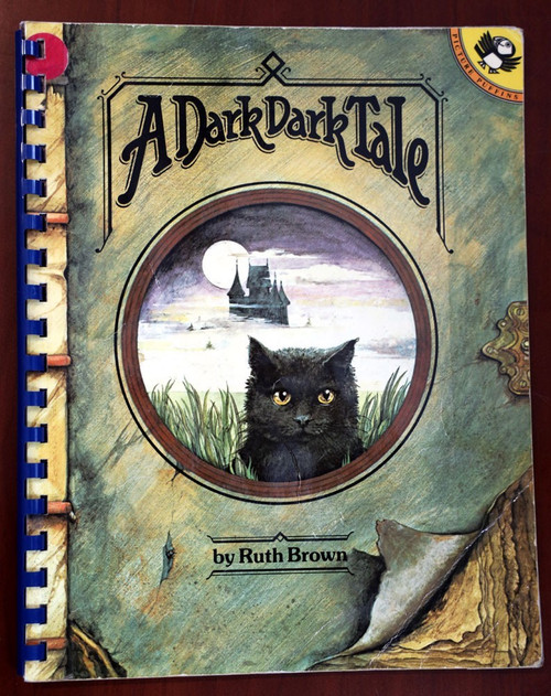A Dark Dark Tale by Ruth Brown 1984 Puffin Pied Piper Children's Book VINTAGE