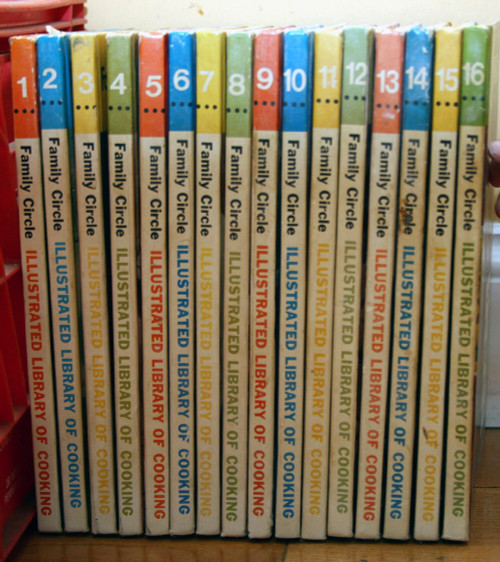 Vintage FAMILY CIRCLE Library of Cooking 16-Volume Book Set 1972 Cookbooks HC