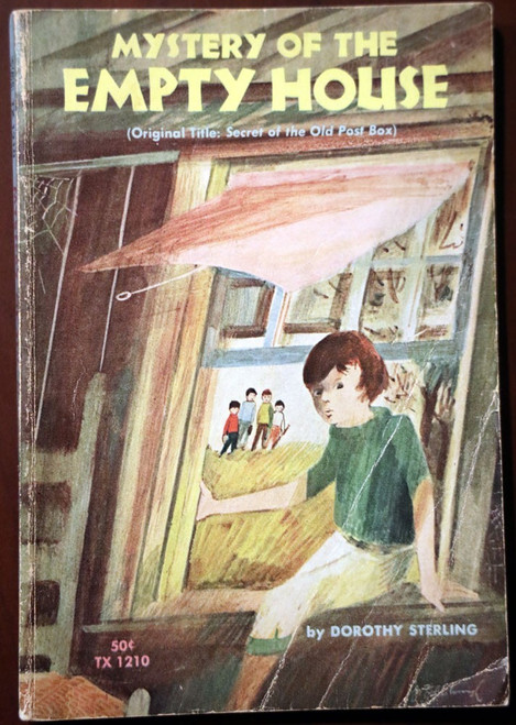 Mystery of the Empty House by Dorothy Sterling 1968 Vintage Scholastic Paperback