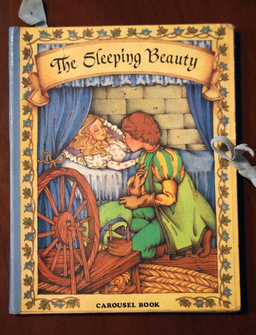 The Sleeping Beauty Carousel Pop-Up Book Illustrated by Karen Avery VINTAGE 1981
