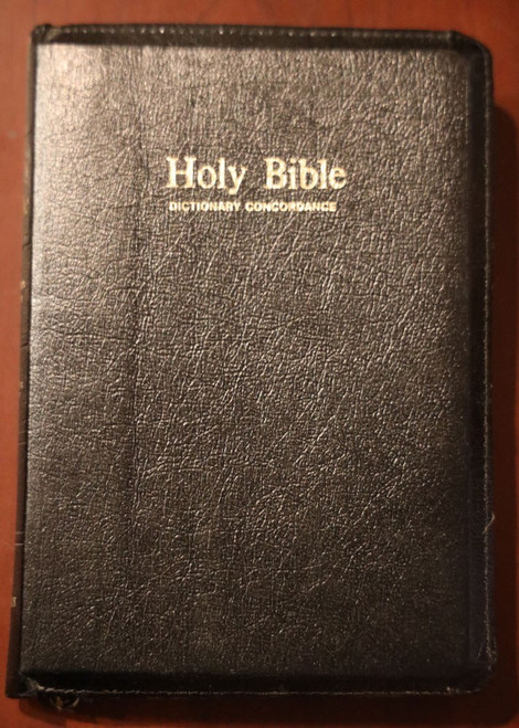 HOLY BIBLE Red Letter KJV Dictionary Concordance 1977 Thomas Nelson 174Z Zipper