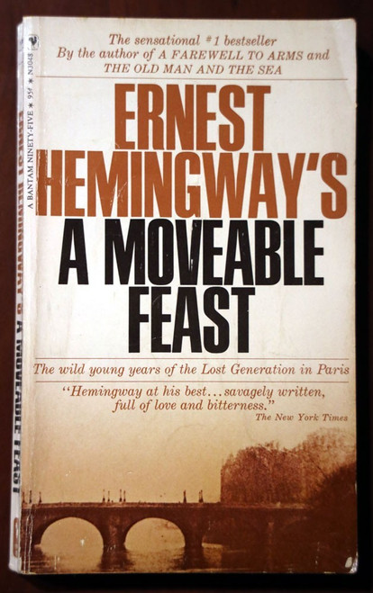 A Moveable Feast by Ernest Hemingway 1965 Vintage Paperback CLASSIC