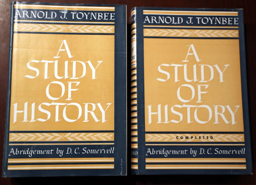 A STUDY OF HISTORY by Arnold J Toynbee 2-Volume Vintage Book Set HC/DJ 1957-1963