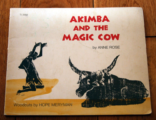 AKIMBA AND THE MAGIC COW by Anne Rose 1976 Vintage Scholastic Paperback TJ 2958
