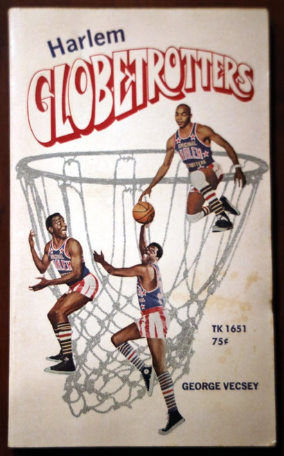 HARLEM GLOBETROTTERS by George Vecsey 1970 1st Printing Scholastic Paperback