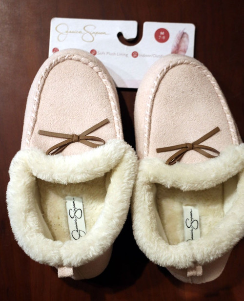 JESSICA SIMPSON Microseude Mocassin Slippers Size M 7-8 Memory Foam Pink NWT NEW