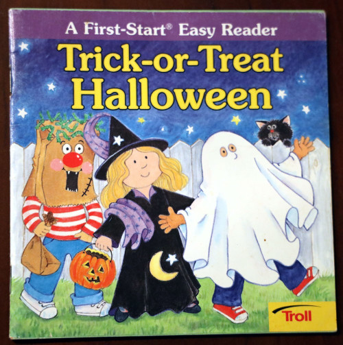Trick-or-Treat Halloween by Sharon Peters/Susan T. Hall (2002) Troll Paperback