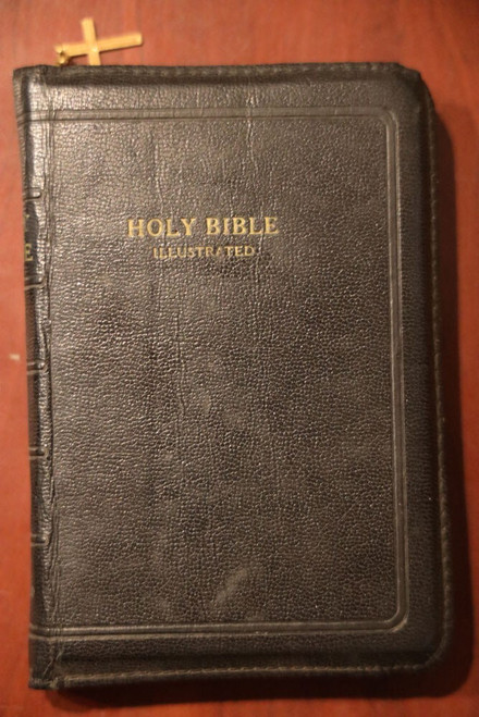 HOLY BIBLE Illustrated Zipper Closure Vintage KJV World Self-Pronouncing
