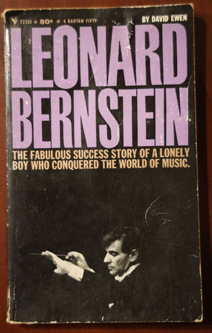 LEONARD BERNSTEIN by David Ewen 1961 Vintage Paperback MAESTRO + 34 Cent Stamp