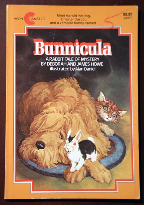 BUNNICULA by Deborah & James Howe Avon Camelot Vintage 1980 Paperback Halloween