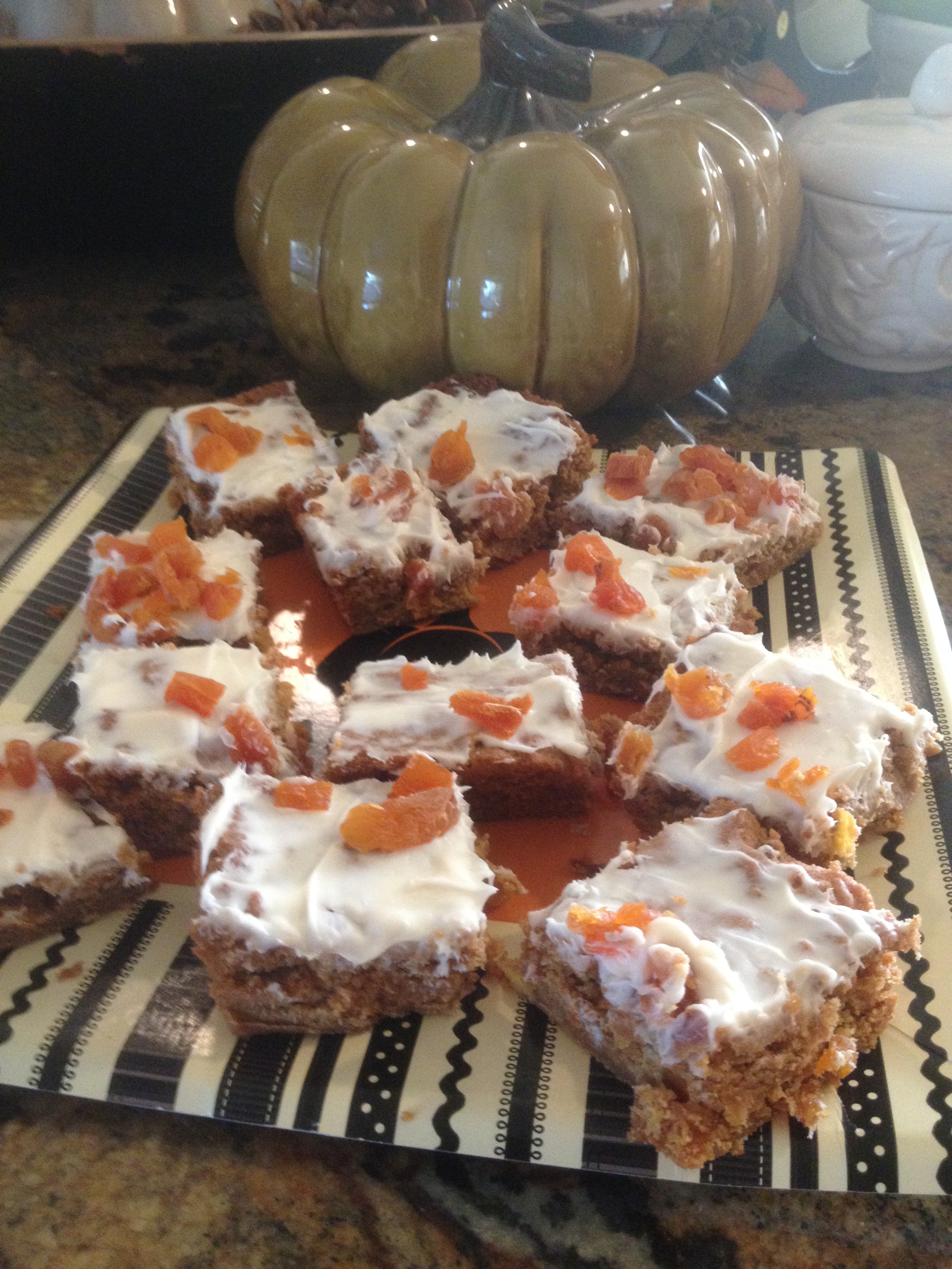 apricot-pumpkin-bars.jpg