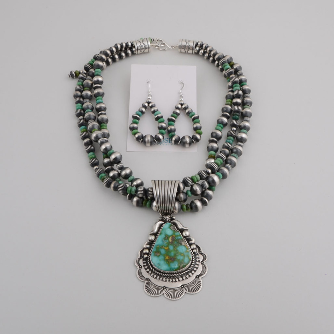 3MM-5MM Three Strand Navajo Pearl Necklace with Kingman Turquoise - Native  American Turquoise Jewelry - Dakota Sky Stone
