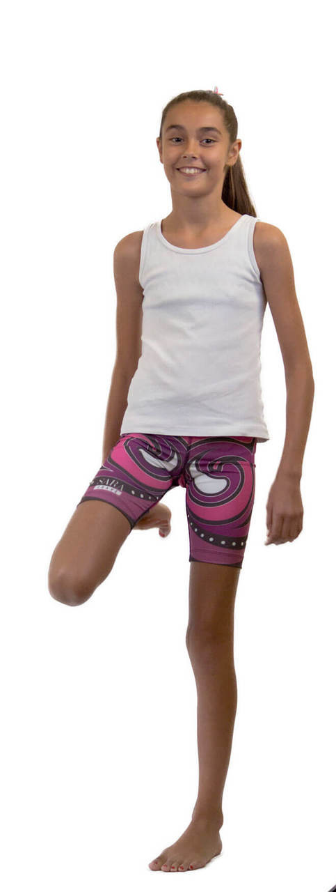 Girls in legging shorts clearance