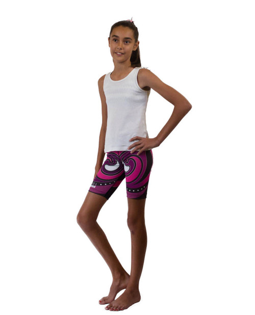 Girls in legging shorts clearance