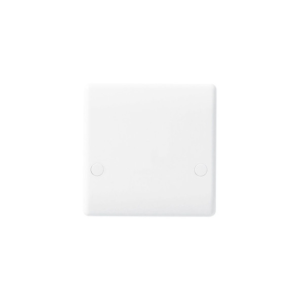 Nexus White Moulded 879 45 Amp Cooker Plate & Bottom Flex Outlet in White